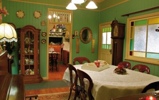 Marys Place - Accommodation Mooloolaba 5