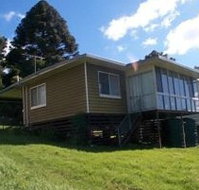 Mountain Escape - Holiday Home - Accommodation Mooloolaba
