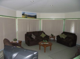Hillcrest - Holiday Home - Accommodation Mooloolaba 4