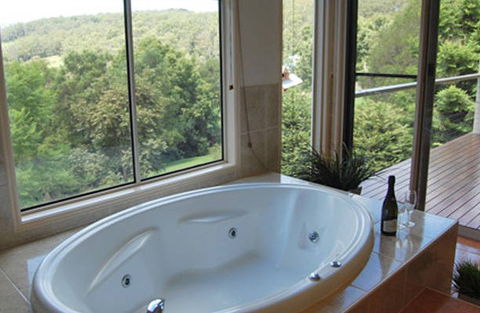 Ravensbourne Escape Kookaburra Kottage - Accommodation Mooloolaba 0