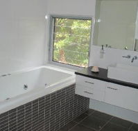 Twin Falls Retreat - Accommodation Mooloolaba