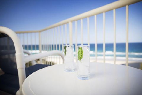 BreakFree Beachpoint Apartments - Accommodation Mooloolaba 3