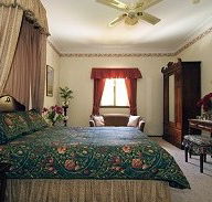 Holberry House - Accommodation Mooloolaba