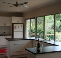 Pelicans At Denmark - Holiday Home - Accommodation Mooloolaba