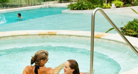 Azzura Greens Resort - Accommodation Mooloolaba 2