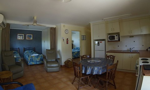 Driftwood Motel & Holiday Units - Accommodation Mooloolaba 4