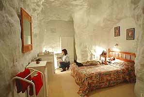 White Cliffs NSW Accommodation Mooloolaba