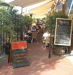 Centrepoint Motel - Accommodation Mooloolaba 2