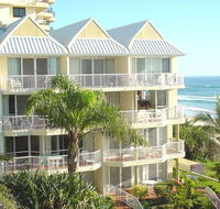 Crystal Beach Resort - Accommodation Mooloolaba