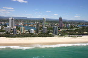 Narrowneck Court - Accommodation Mooloolaba 3