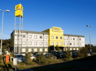 Formule1 Melbourne Airport - Accommodation Mooloolaba 0