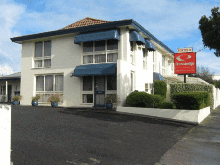 Econo Lodge Hacienda Motel - Accommodation Mooloolaba
