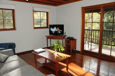 Hookes Creek Forest Retreat - Accommodation Mooloolaba 3