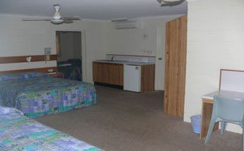 Sandcastle Motel - Accommodation Mooloolaba 0