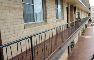 AZA Motel - Accommodation Mooloolaba 0