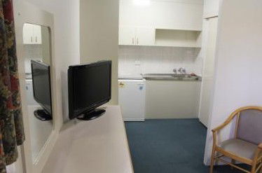 AZA Motel - Accommodation Mooloolaba 2