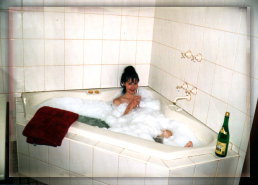 Delany Lodge - Accommodation Mooloolaba 2