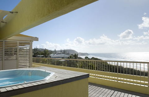 Costa Nova Holiday Apartments - Accommodation Mooloolaba 2