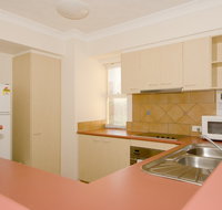 San Mateo on Broadbeach - Accommodation Mooloolaba