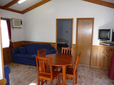 BIG4 Renmark Riverfront Caravan Park - Accommodation Mooloolaba 2