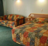 Runaway Bay Motor Inn - Accommodation Mooloolaba