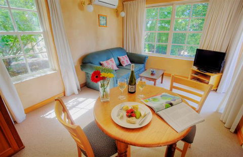 Vineyard Cottages And Cafe - Accommodation Mooloolaba 8