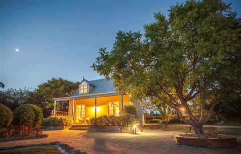 Vineyard Cottages And Cafe - Accommodation Mooloolaba 9