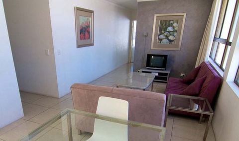 Promenade Apartments - Accommodation Mooloolaba 2