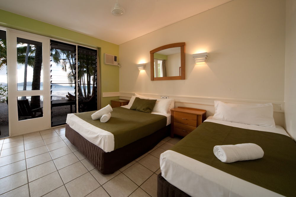 Long Island QLD Accommodation Mooloolaba