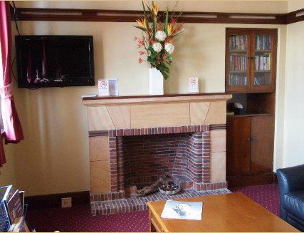 Boyles Hotel - Accommodation Mooloolaba 0