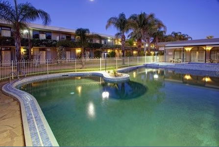 Sandors Motor Inn - Accommodation Mooloolaba 5