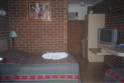 Buccaneer Motel - Accommodation Mooloolaba 1
