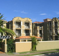 Beaches On Wave Street - Accommodation Mooloolaba