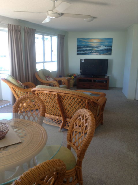 Surfcomber On The Beach - Accommodation Mooloolaba 1