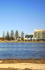 The Entrance Waldorf Apartment Hotel - Accommodation Mooloolaba 0