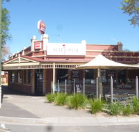 National Hotel - Accommodation Mooloolaba