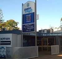Golden Chain Palm Court Motor Inn - Accommodation Mooloolaba