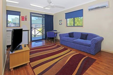  Palms Motel - Accommodation Mooloolaba 0