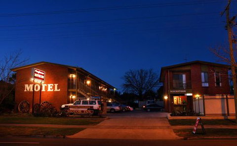 Ploughmans Motor Inn - Accommodation Mooloolaba 3