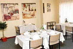 Town House Motor Inn - Accommodation Mooloolaba 1