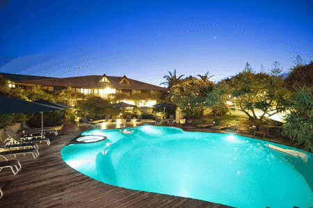 Beach Hotel Resort - Accommodation Mooloolaba 0