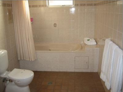 Templers Mill Motel - Accommodation Mooloolaba 1