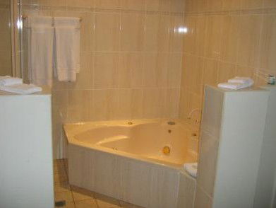 Turners Vineyard - Accommodation Mooloolaba 1