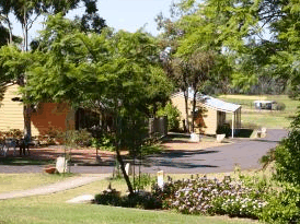 Helidon Natural Springs Spa Resort Motel - Accommodation Mooloolaba