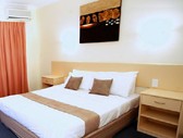 Emerald Maraboon Motor Inn - Accommodation Mooloolaba 0