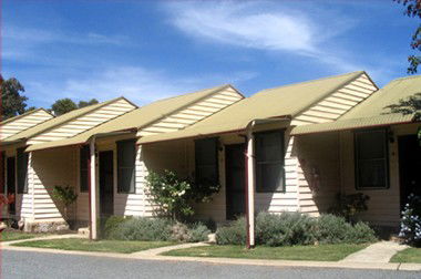 The Village Cabins - Accommodation Mooloolaba 0