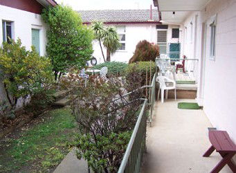 Rainbow Motel - Accommodation Mooloolaba 1