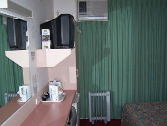 Rainbow Motel - Accommodation Mooloolaba 3