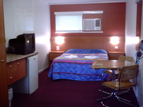 Motel Monaco - Accommodation Mooloolaba 2