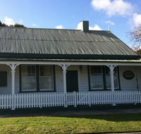 Ben Hyron's Cottage - Accommodation Mooloolaba